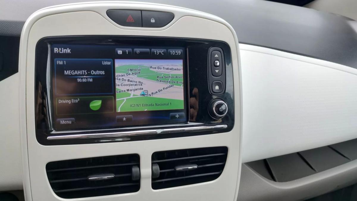 renault-zoe-2019-eletrico-200cc