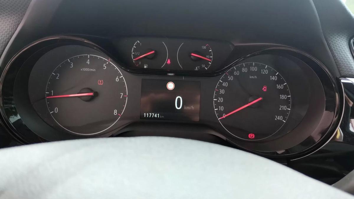 opel-corsa-2021-diesel-1499cc