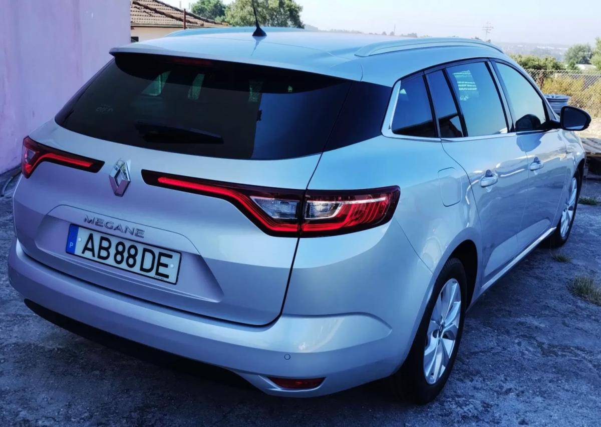 renault-megane-sport-tourer-2020-diesel-1461cc