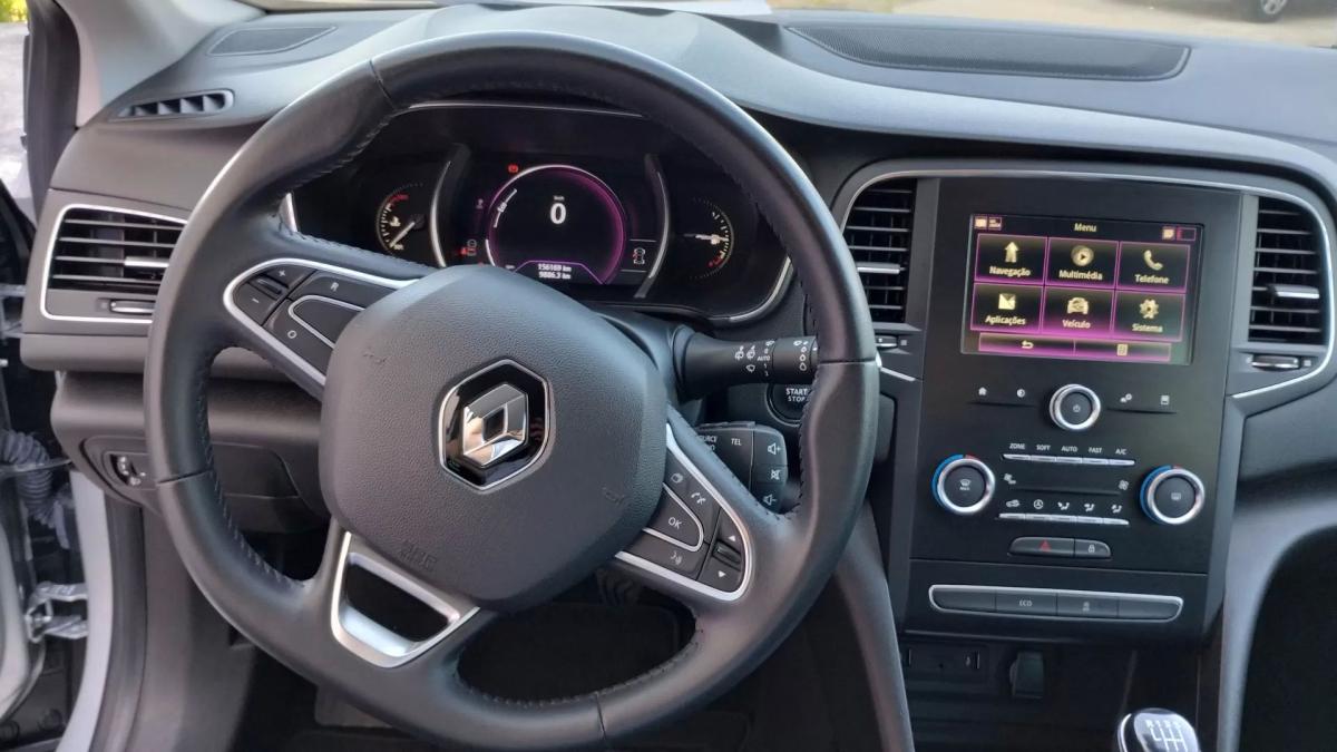 renault-megane-sport-tourer-2020-diesel-1461cc