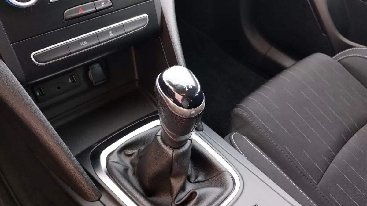 renault-megane-sport-tourer-2020-diesel-1461cc