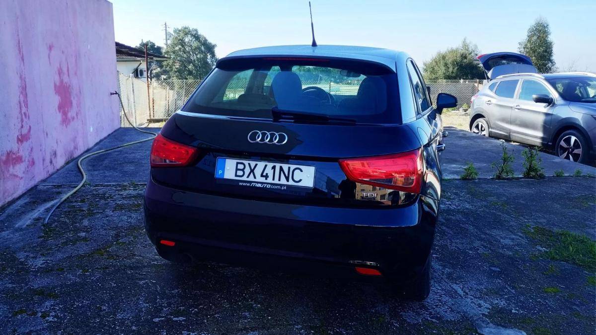 audi-a1-sportback-2014-diesel-1598cc