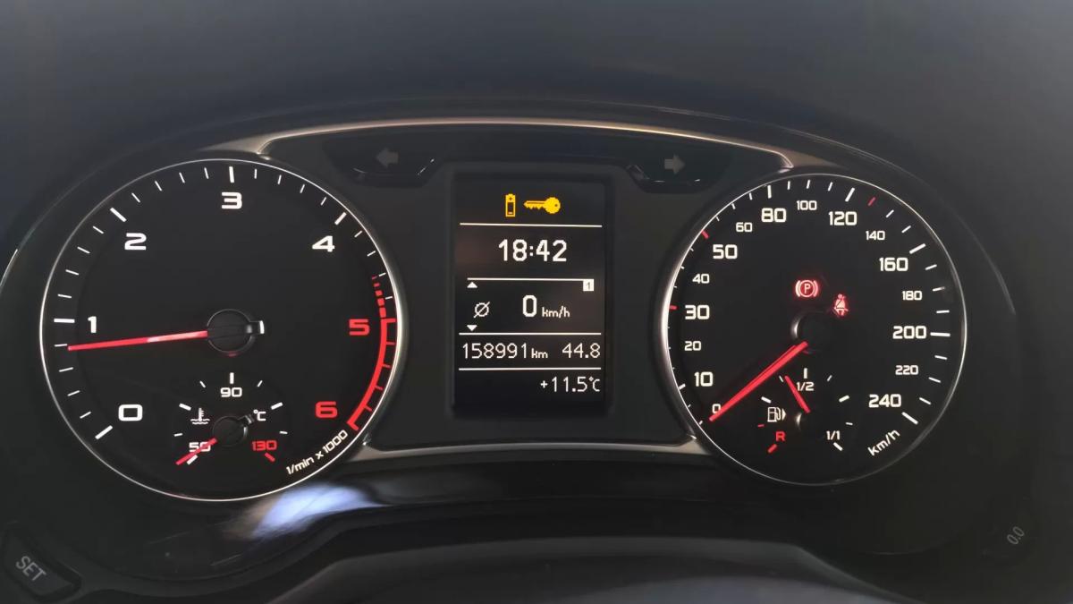 audi-a1-sportback-2014-diesel-1598cc