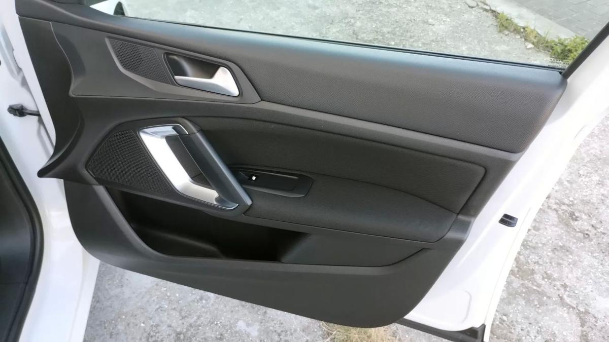 peugeot-308-2019-diesel-1499cc