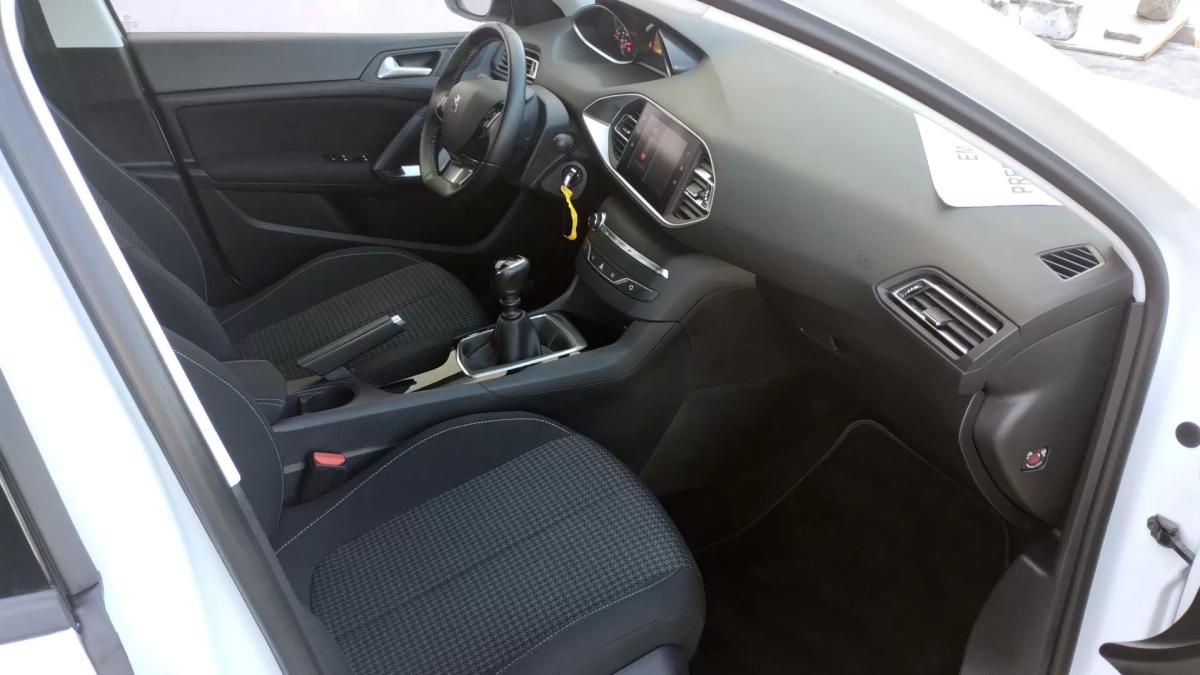 peugeot-308-2019-diesel-1499cc