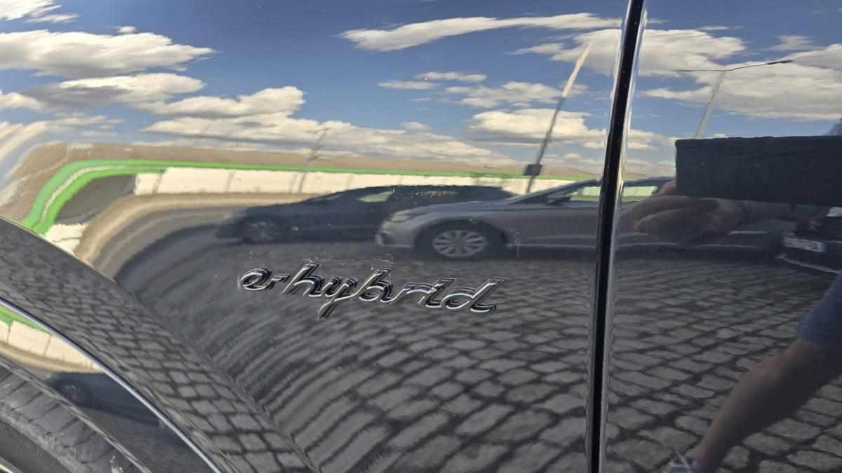 porsche-cayenne-e-hybrid-2023-gasolina-2995cc