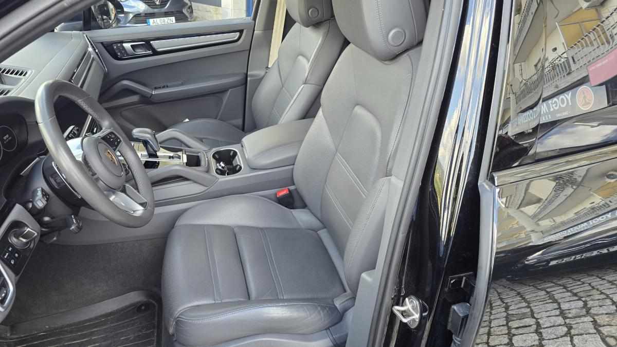 porsche-cayenne-e-hybrid-2023-gasolina-2995cc