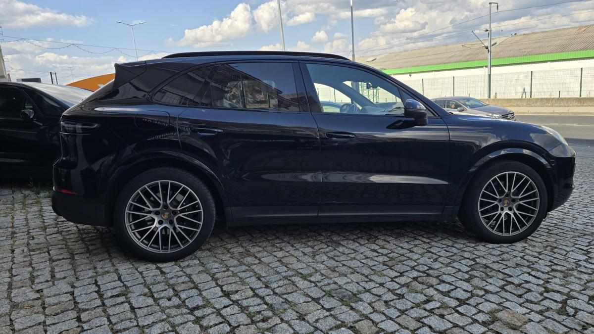 porsche-cayenne-e-hybrid-2023-gasolina-2995cc