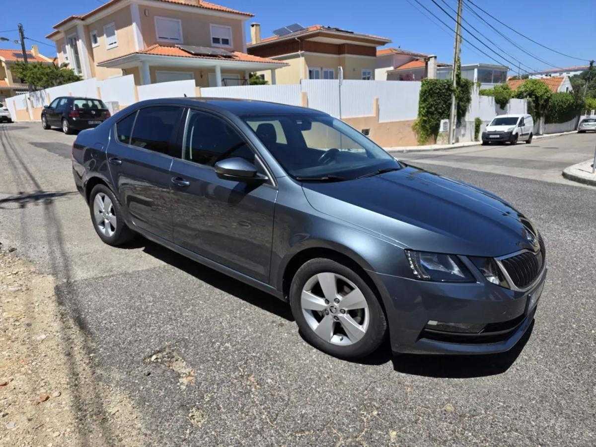 skoda-octavia-2018-diesel-1598cc
