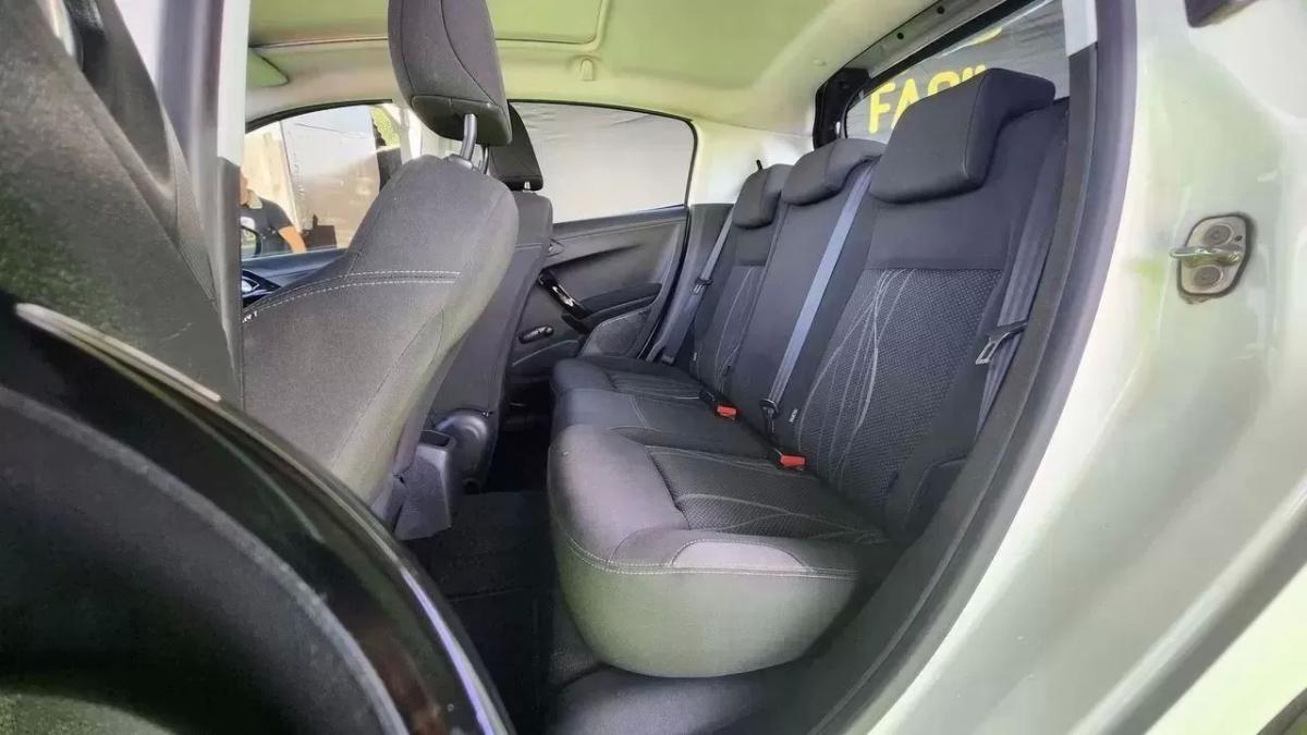 peugeot-208-2014-diesel-1398cc