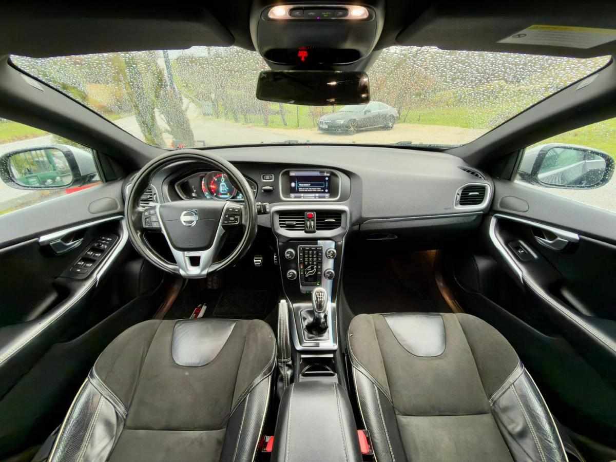 volvo-v40-1-6-d2-2013-diesel-1560cc