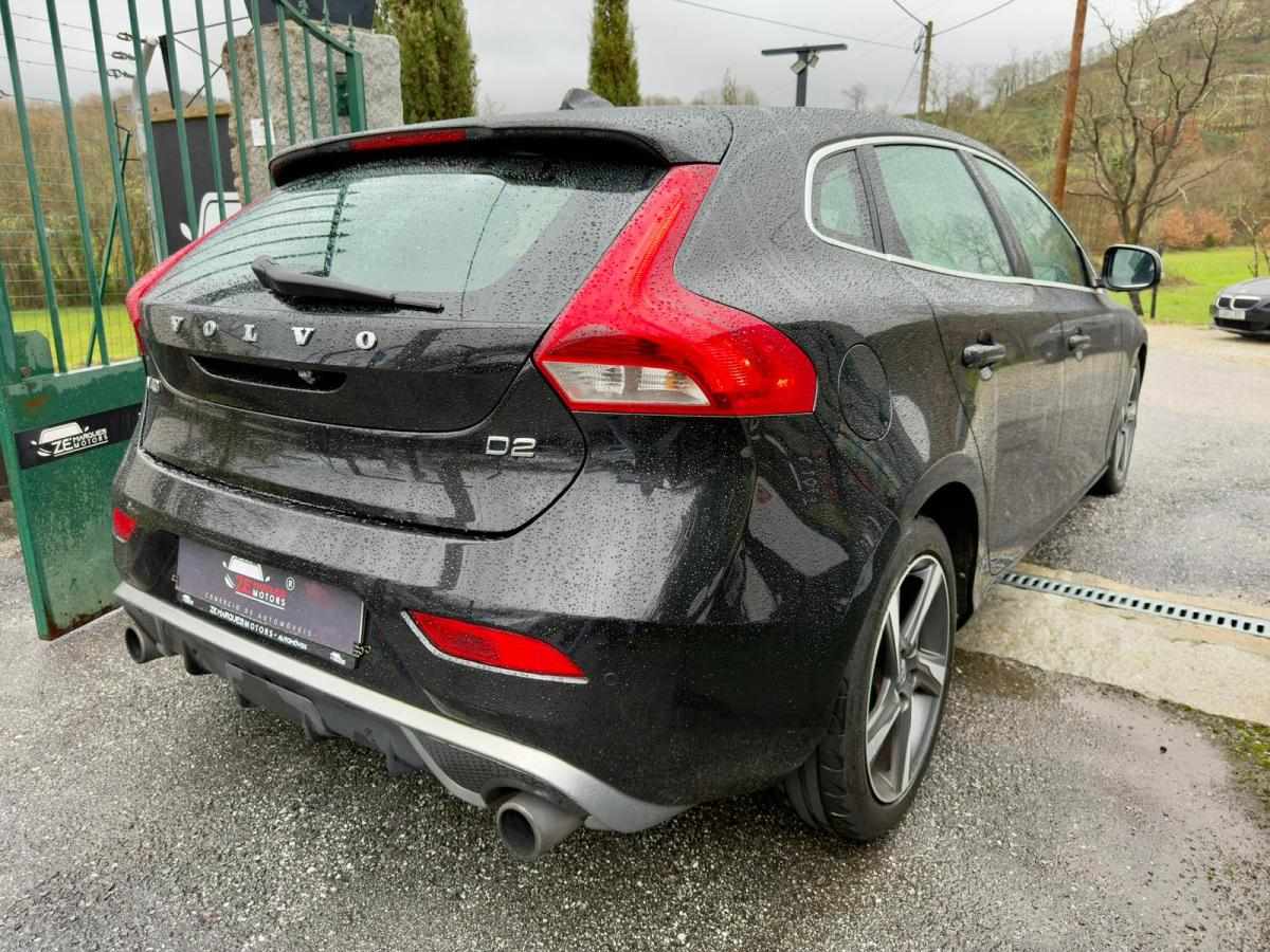 volvo-v40-1-6-d2-2013-diesel-1560cc