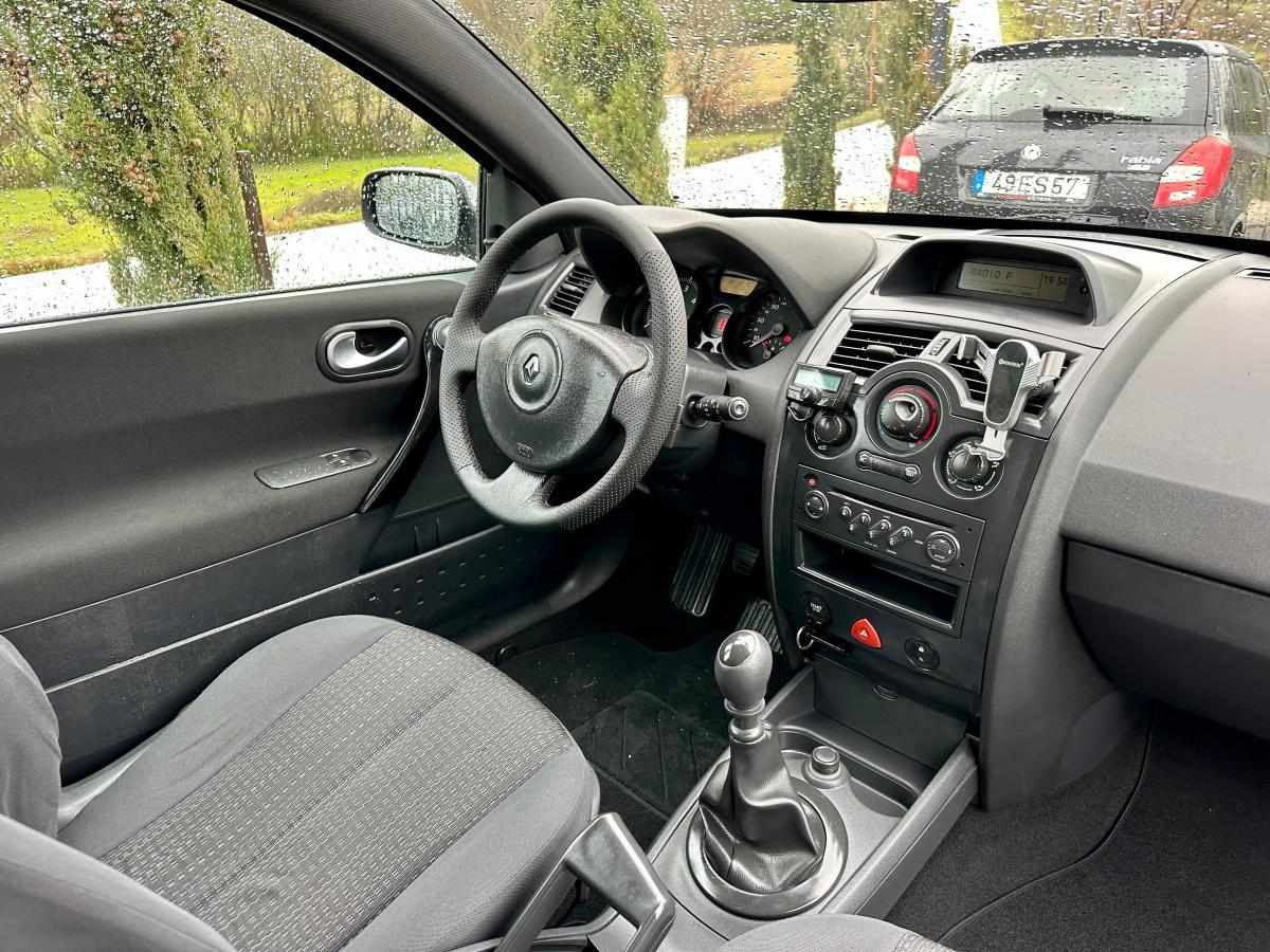 renault-megane-1-5-dci-2006-diesel-1461cc