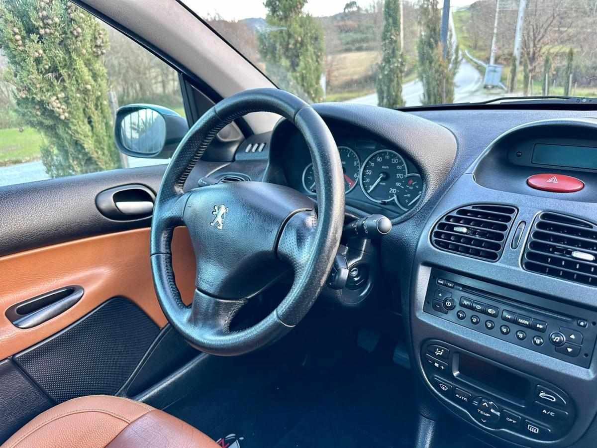 peugeot-206-1-4-2005-gasolina-1360cc