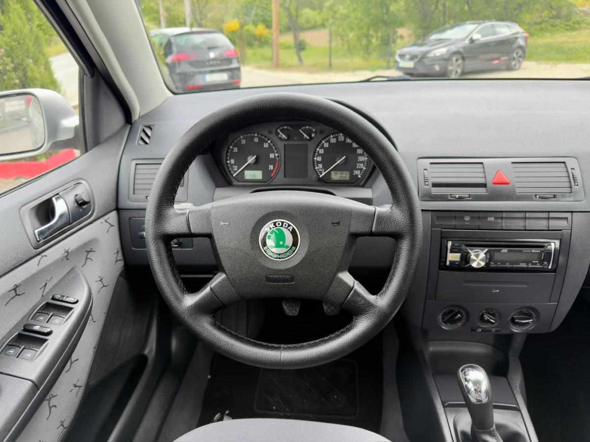 skoda-fabia-1-4-2001-gasolina-1390cc