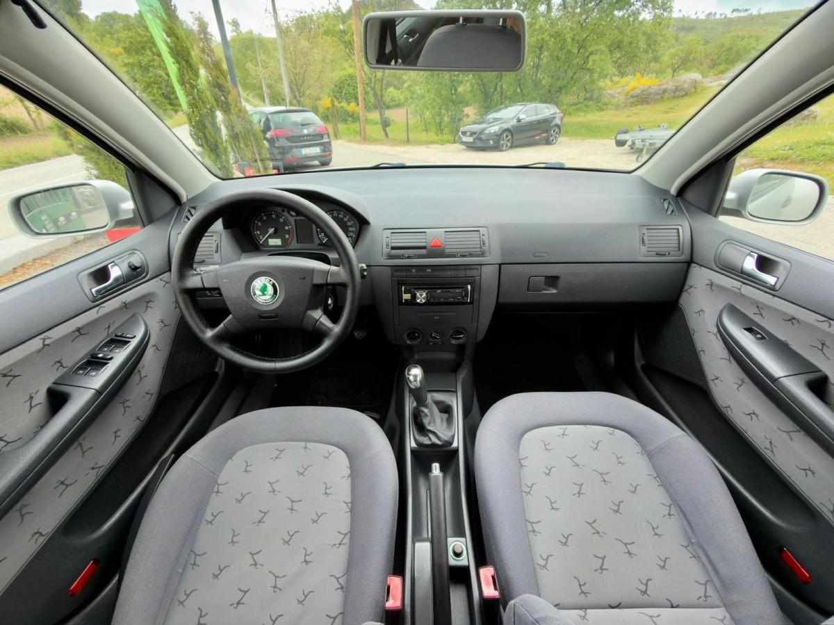skoda-fabia-1-4-2001-gasolina-1390cc