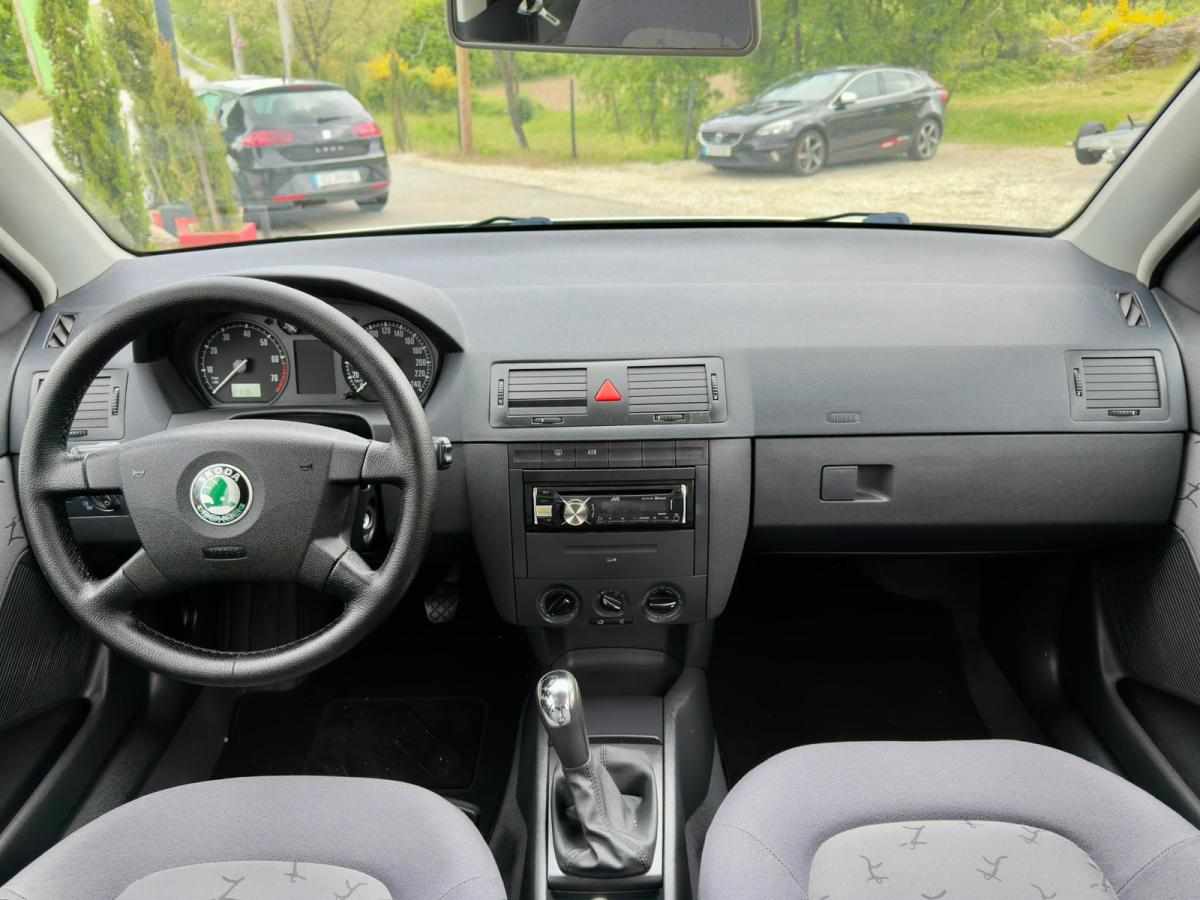 skoda-fabia-1-4-2001-gasolina-1390cc