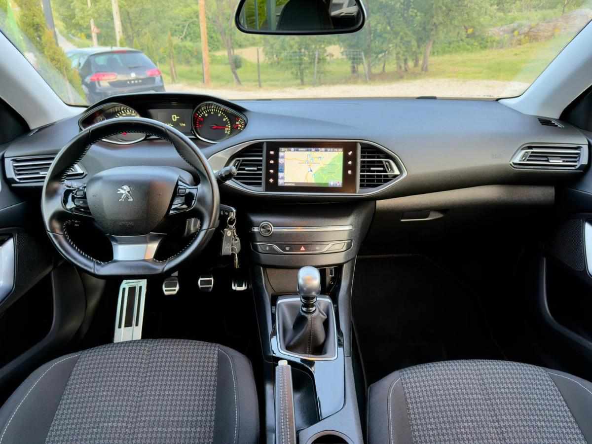 peugeot-308-1-2-e-thp-2017-gasolina-1199cc