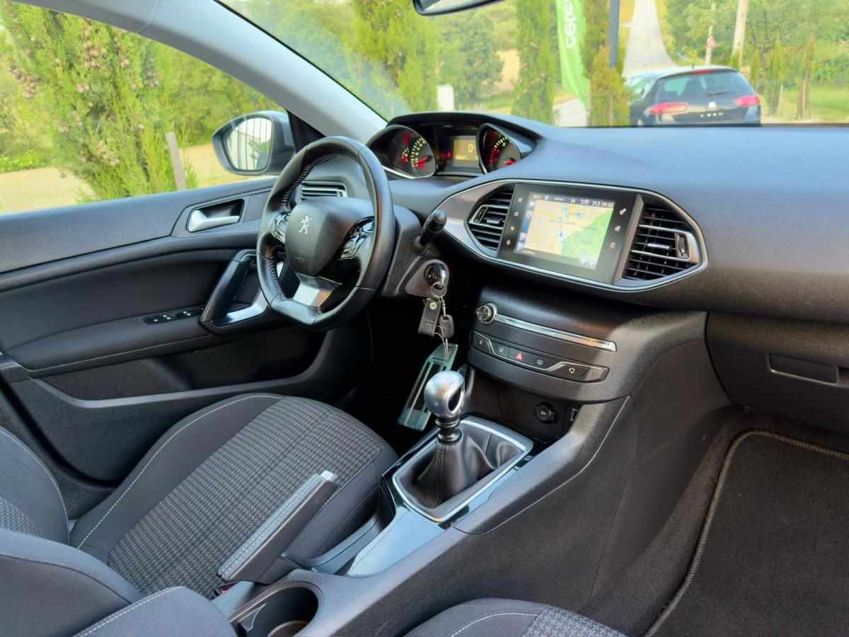 peugeot-308-1-2-e-thp-2017-gasolina-1199cc