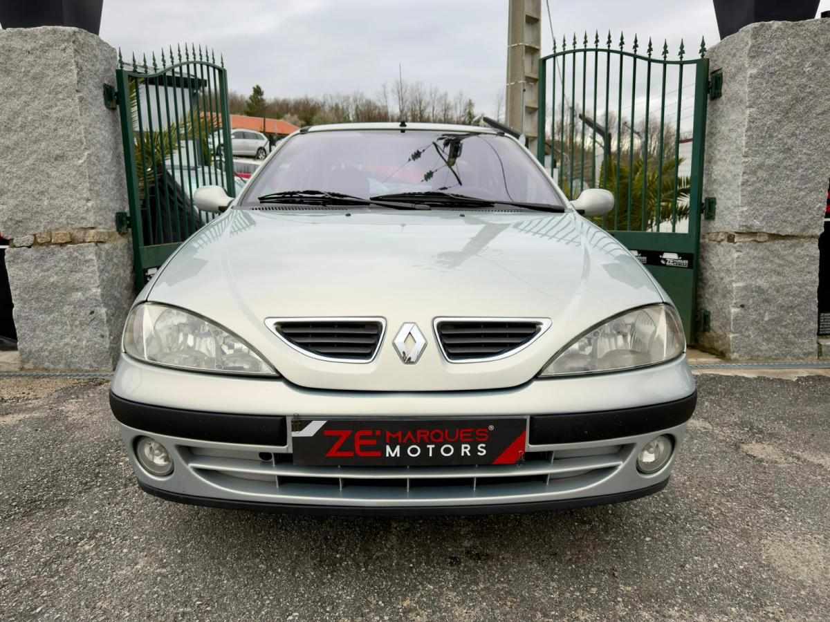 renault-megane-1-4-2000-gasolina-1390cc
