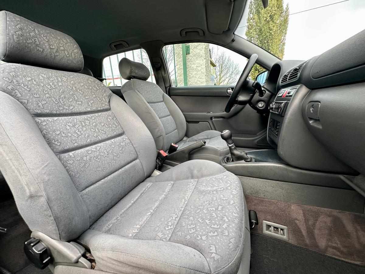 audi-a3-1-6-101cv-1999-gasolina-1595cc
