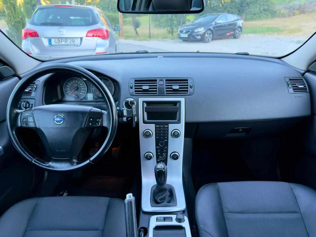 volvo-c30-1-6d-drive-2010-diesel-1560cc