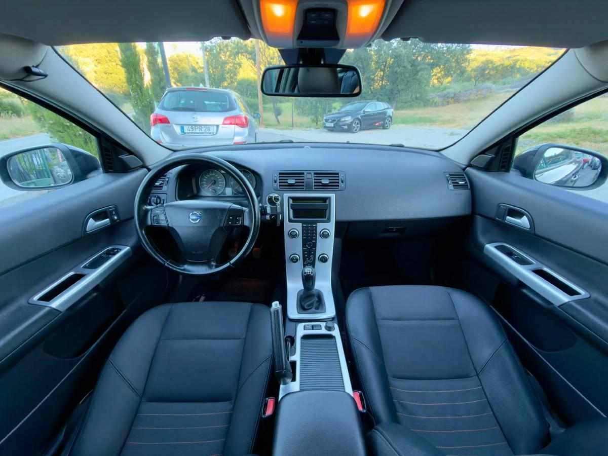volvo-c30-1-6d-drive-2010-diesel-1560cc