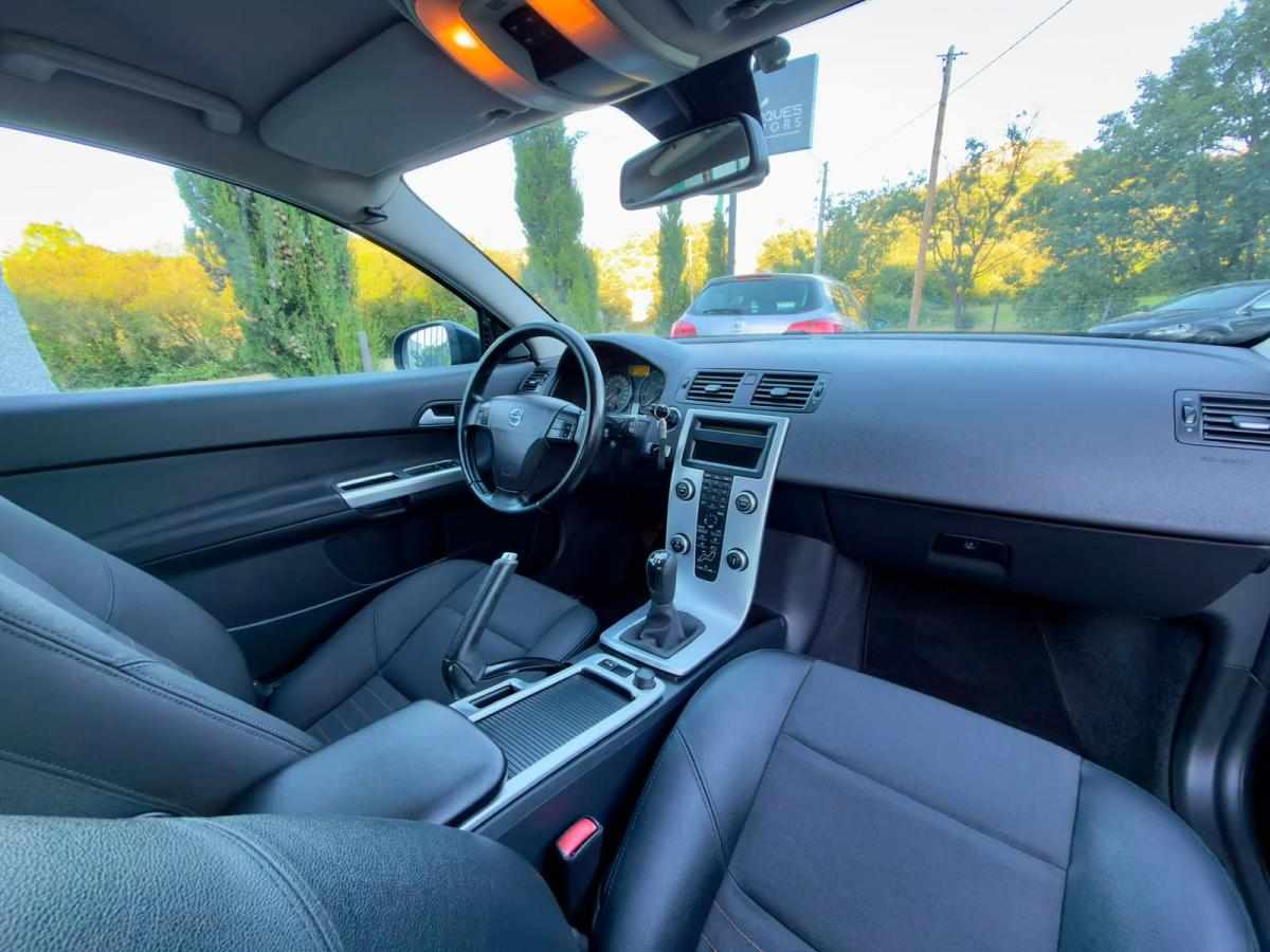 volvo-c30-1-6d-drive-2010-diesel-1560cc