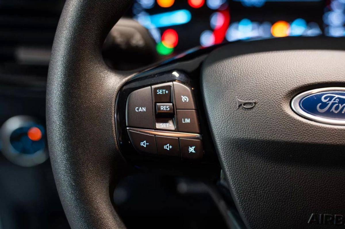 ford-fiesta-2021-gasolina-1084cc