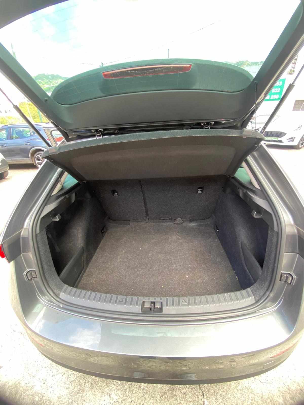 skoda-scala-2023-gasolina-999cc