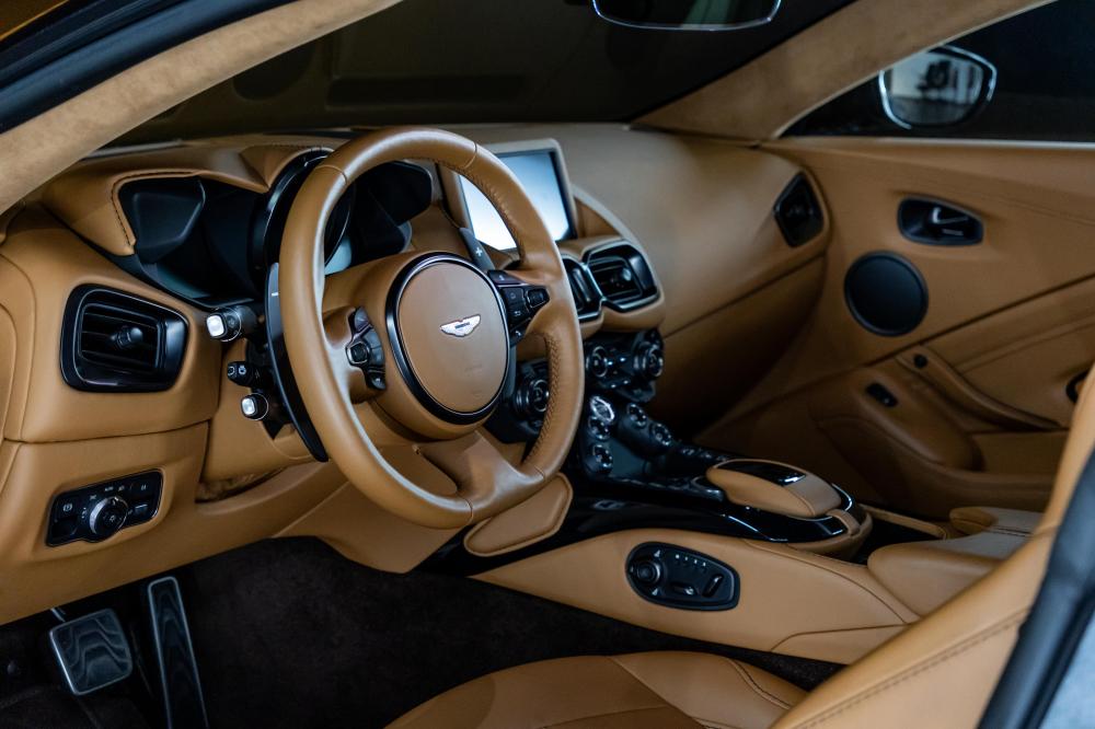 aston-martin-vantage-roadster-2021-gasolina-3982cc
