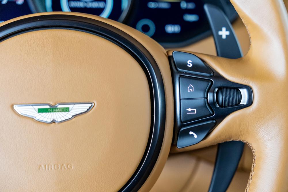 aston-martin-vantage-roadster-2021-gasolina-3982cc