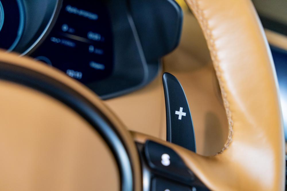 aston-martin-vantage-roadster-2021-gasolina-3982cc