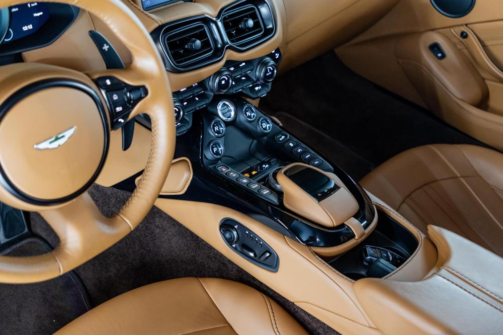 aston-martin-vantage-roadster-2021-gasolina-3982cc