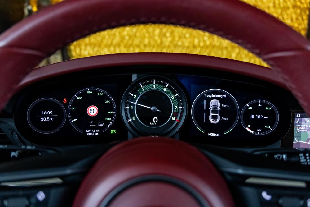 porsche-992-2021-gasolina-2981cc