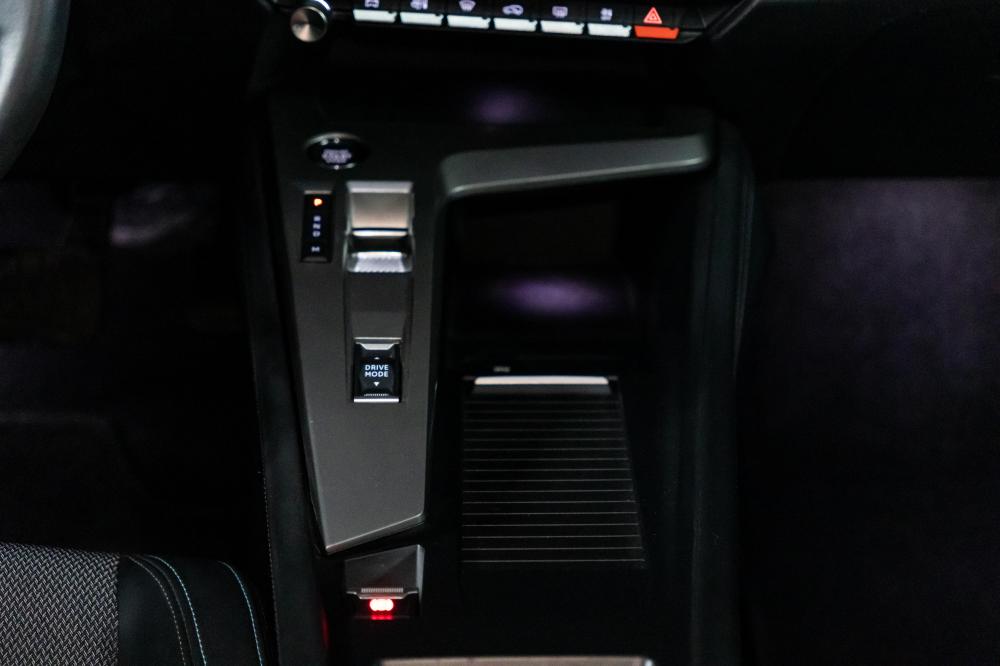 peugeot-308-2024-diesel-1499cc
