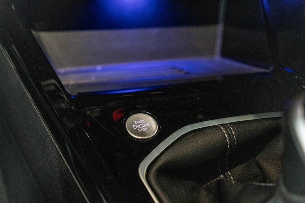 volkswagen-golf-variant-2025-gasolina-1498cc