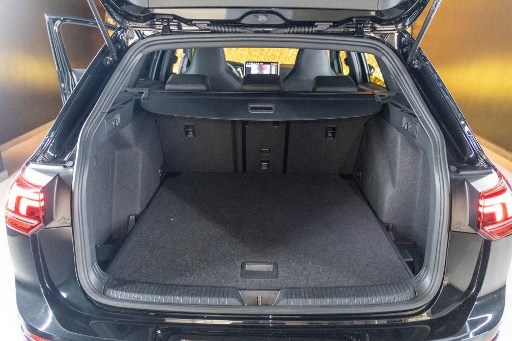 volkswagen-golf-variant-2025-gasolina-1498cc