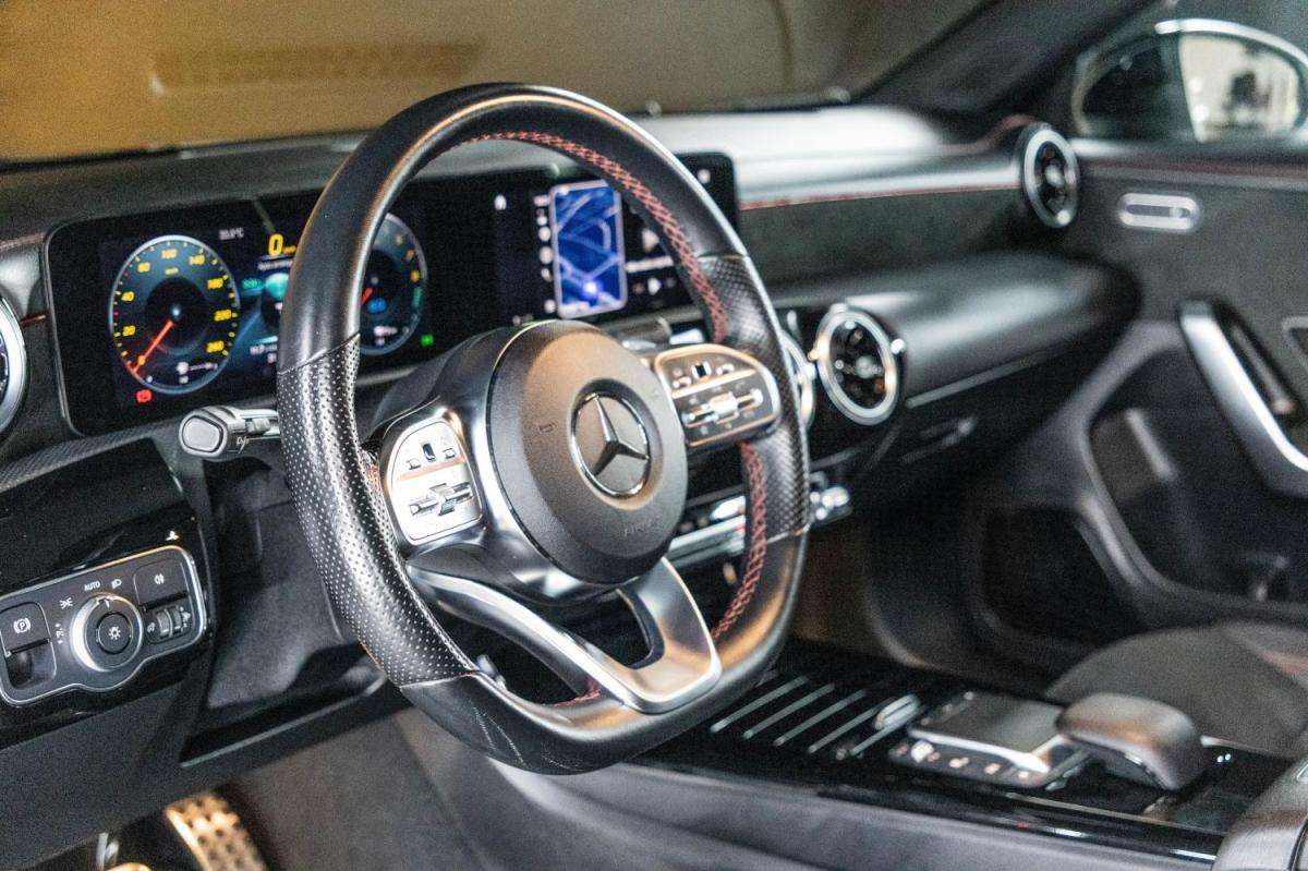 mercedes-benz-cla-2023-hibrido-a-gasolina-1332cc
