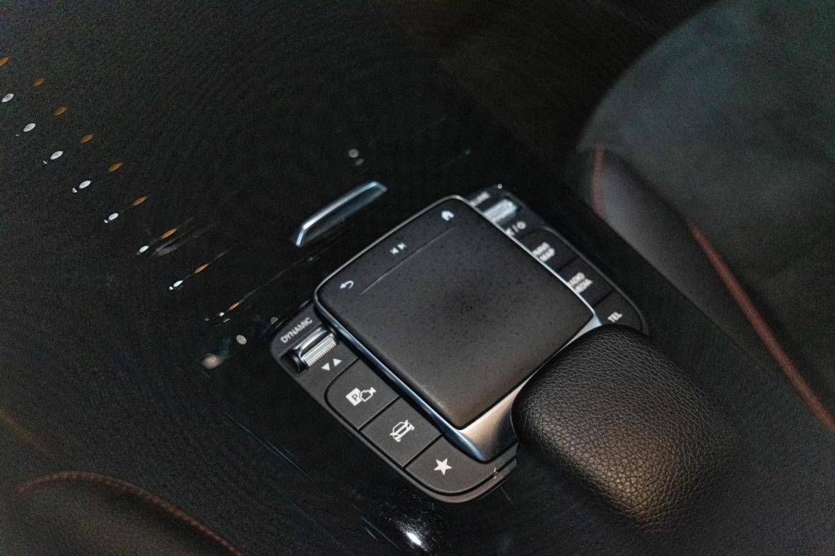 mercedes-benz-cla-2023-hibrido-a-gasolina-1332cc