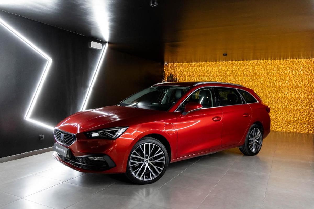seat-leon-st-2023-hibrido-a-gasolina-1395cc