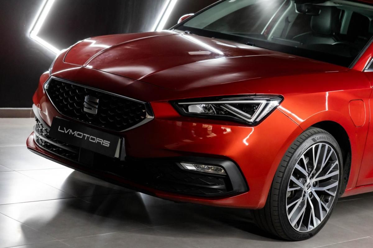 seat-leon-st-2023-hibrido-a-gasolina-1395cc