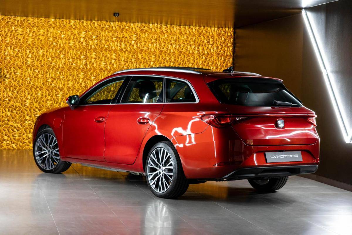 seat-leon-st-2023-hibrido-a-gasolina-1395cc