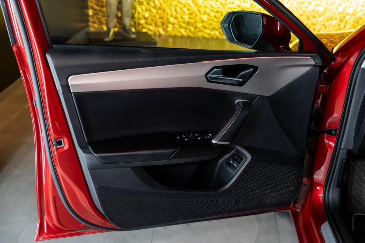 seat-leon-st-2023-hibrido-a-gasolina-1395cc