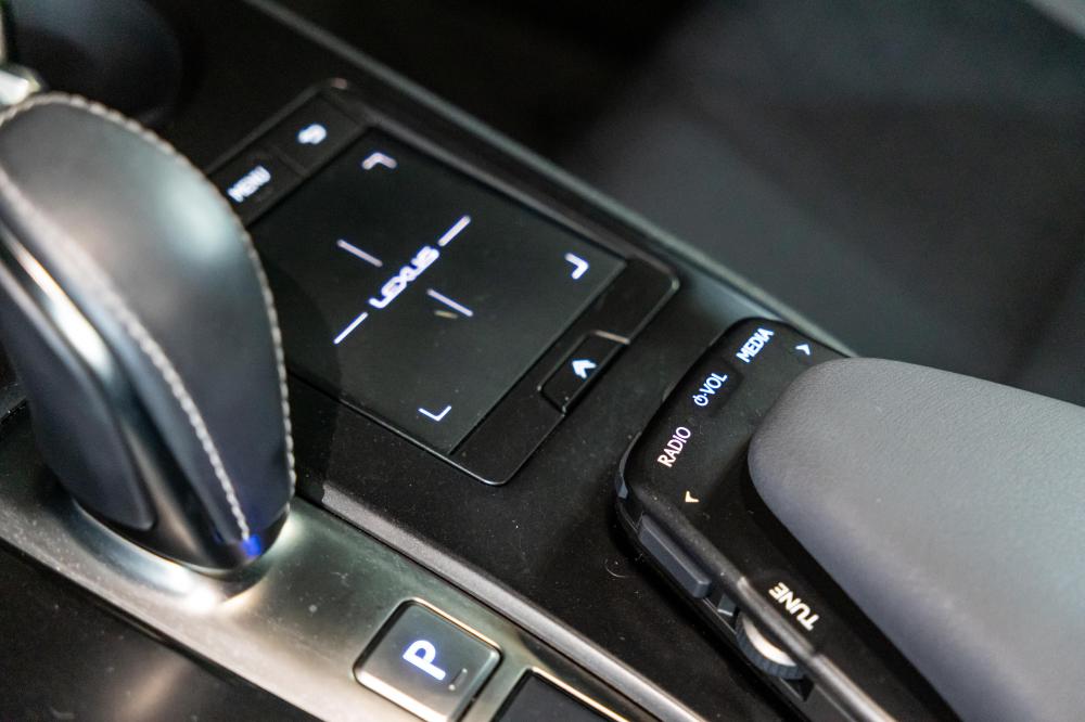 lexus-nx-300h-2022-eletrico-0cc