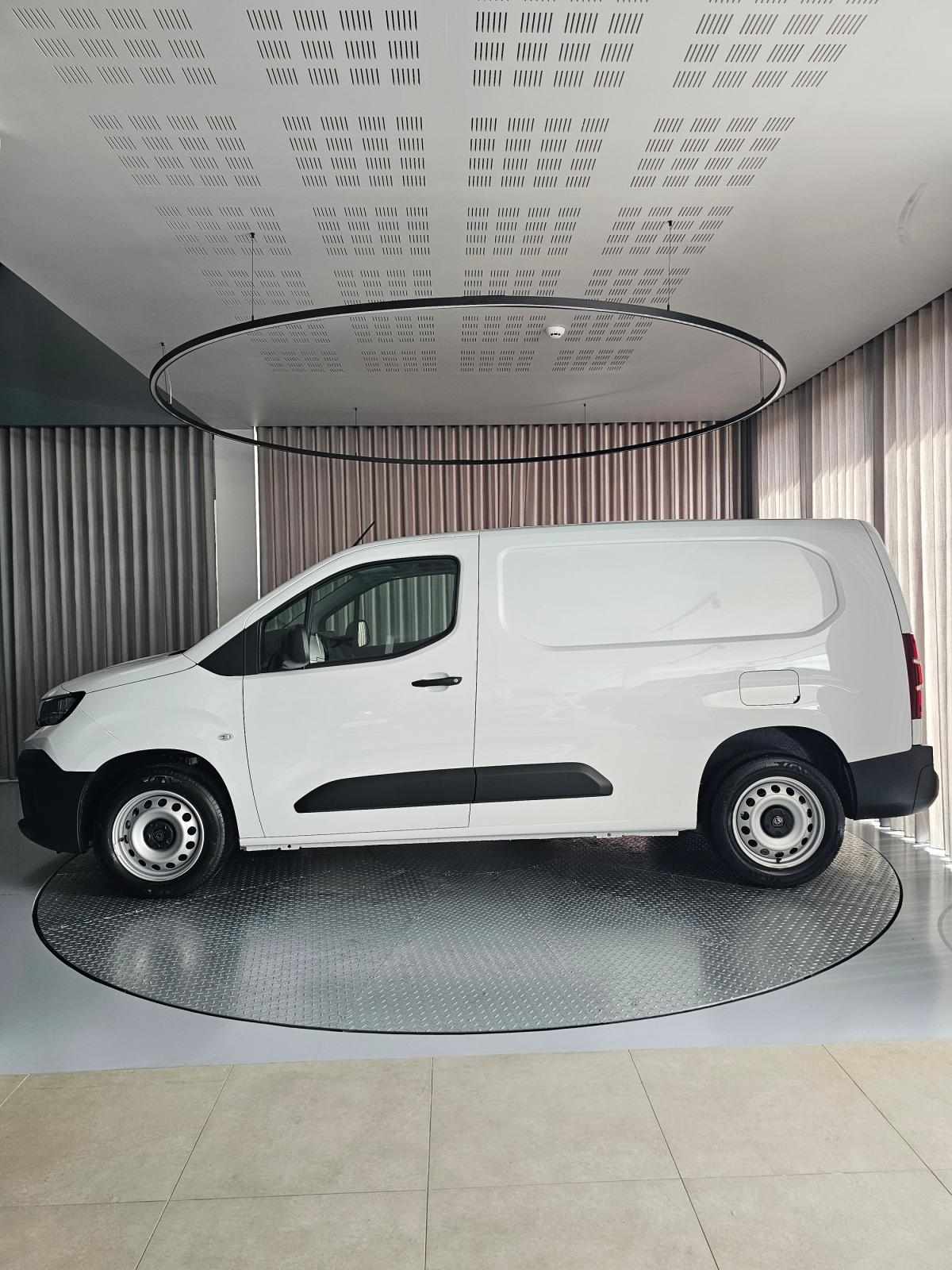 peugeot-partner-2026-diesel-1499cc