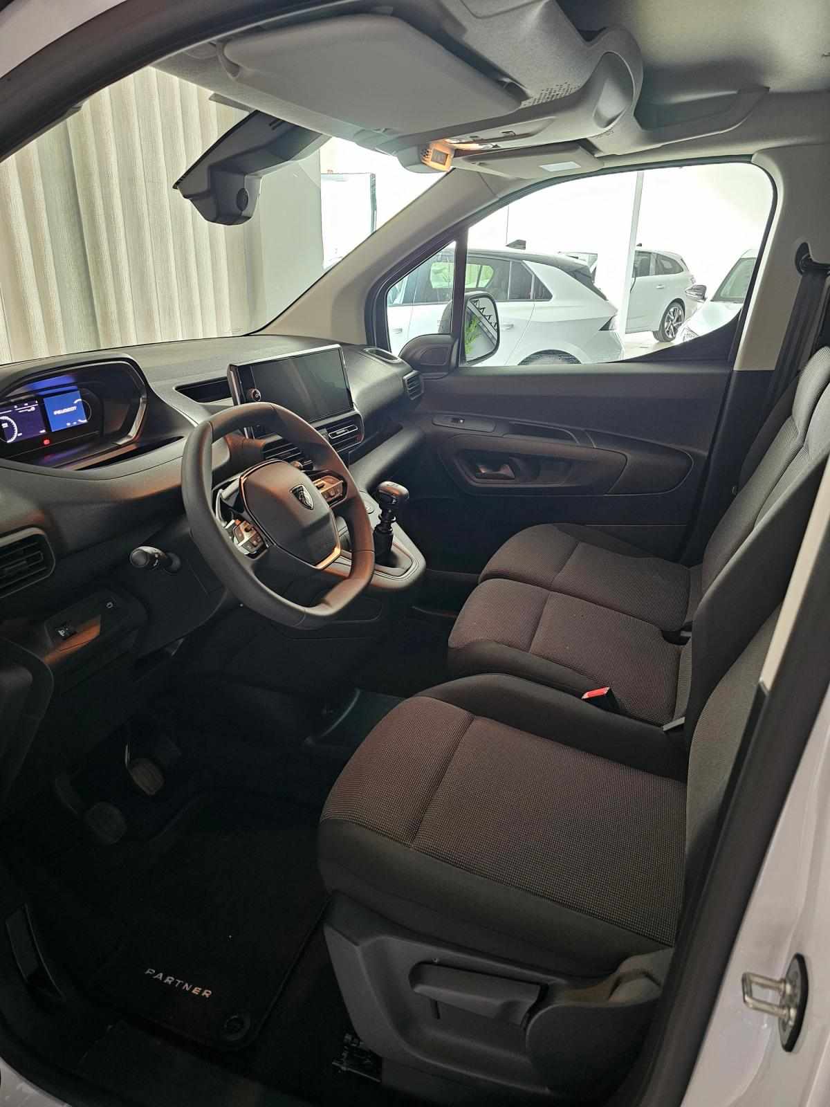 peugeot-partner-2026-diesel-1499cc