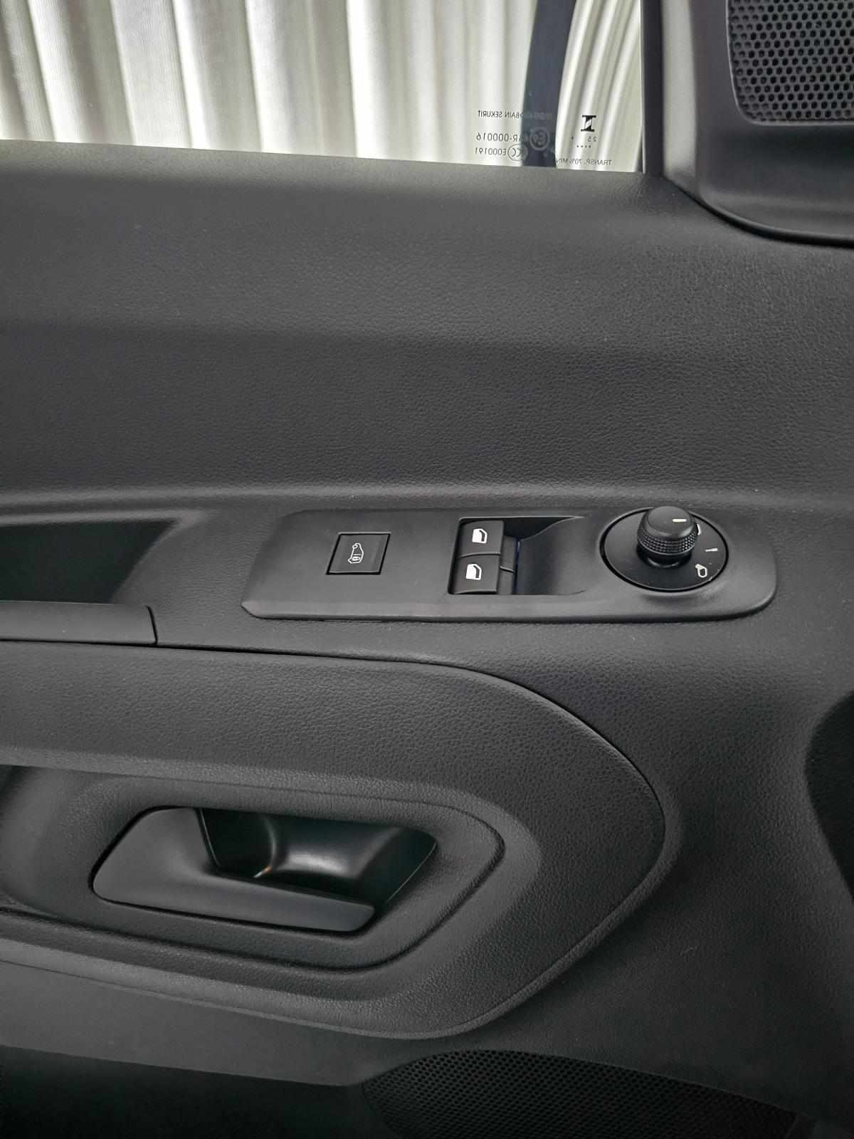 peugeot-partner-2026-diesel-1499cc