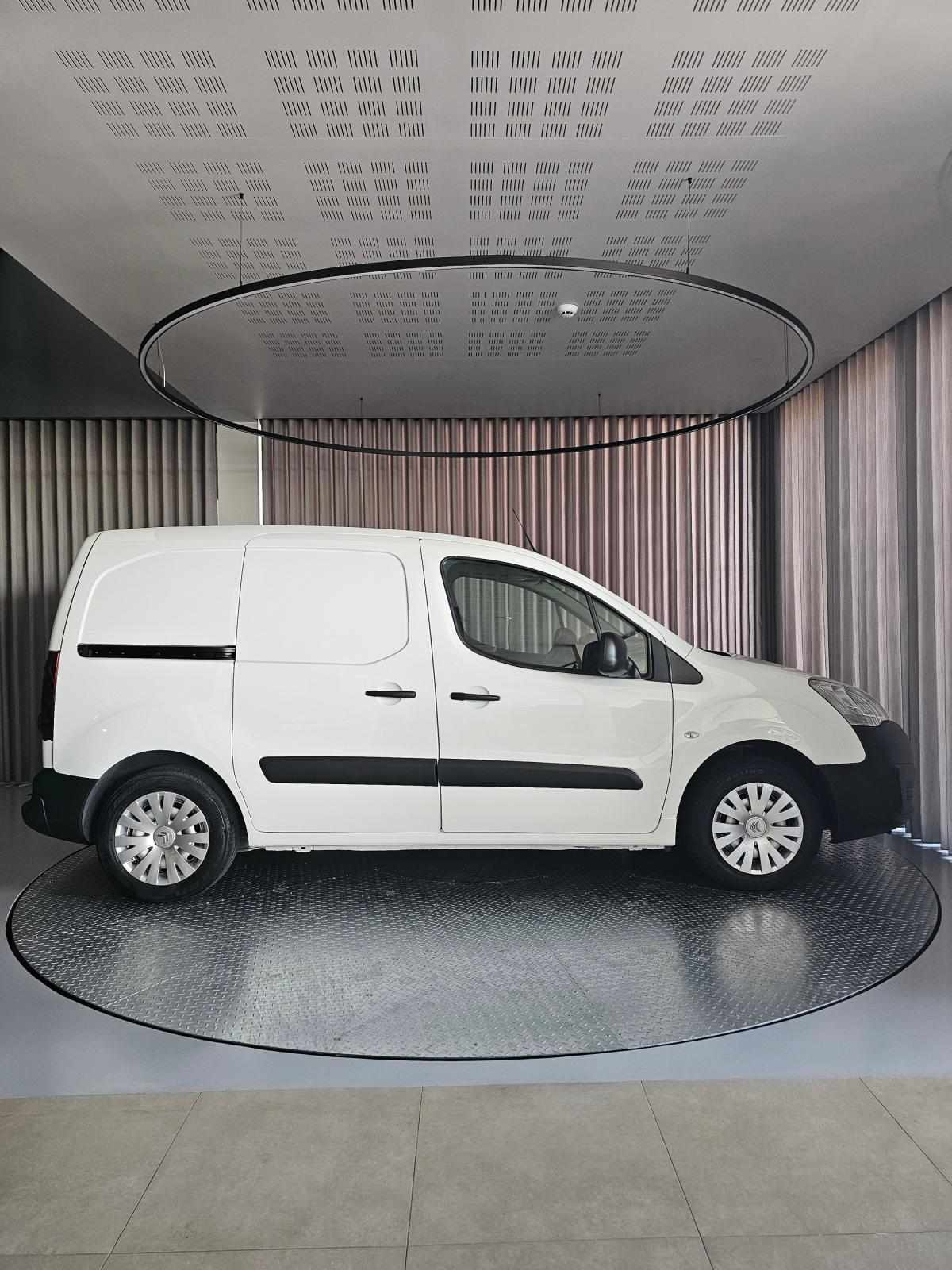 citroen-berlingo-2017-diesel-1560cc