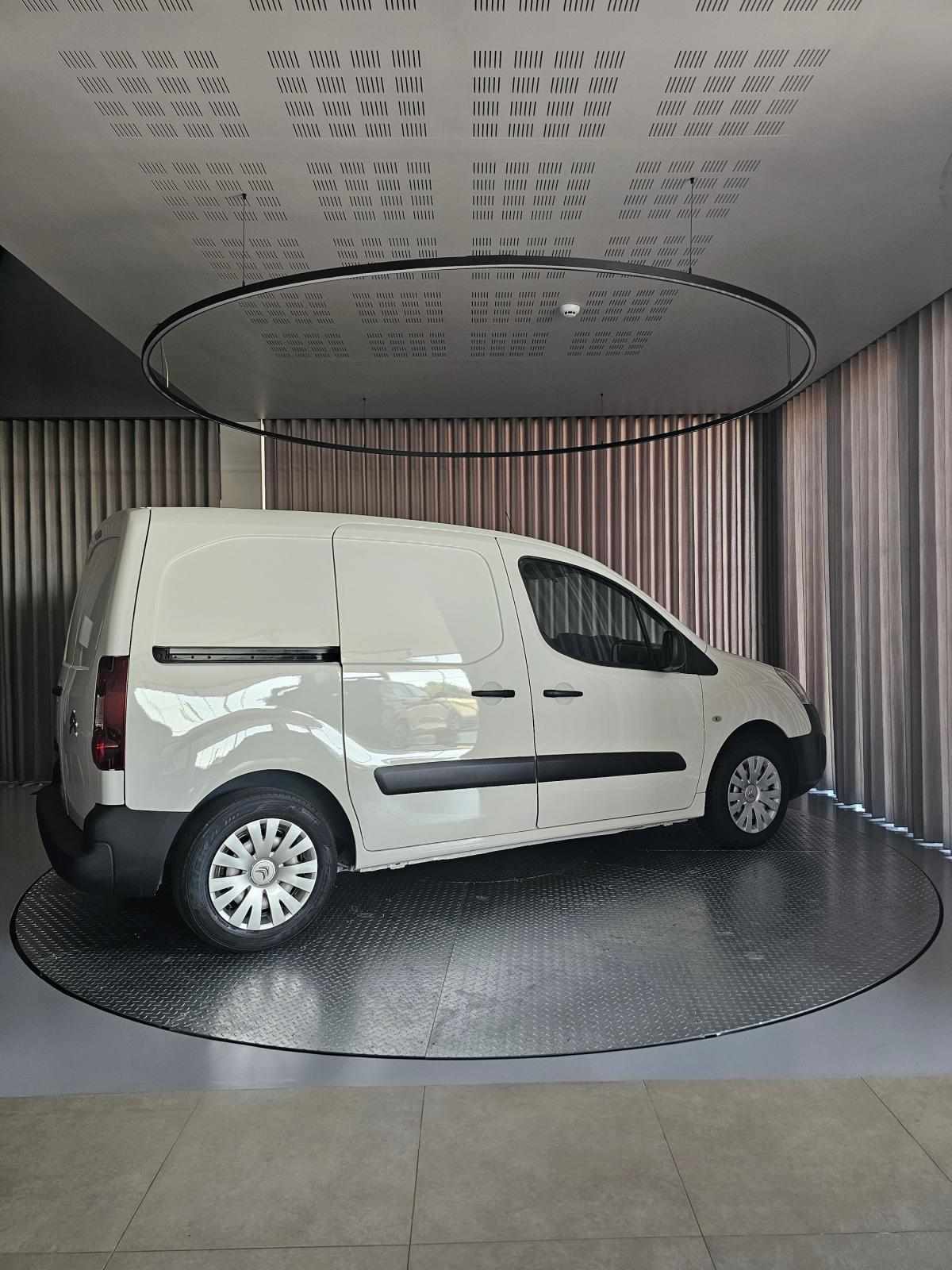 citroen-berlingo-2017-diesel-1560cc